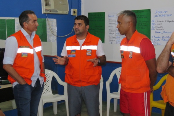 Prefeito e Governador visitam áreas alagadas em Laranjal do Jari
